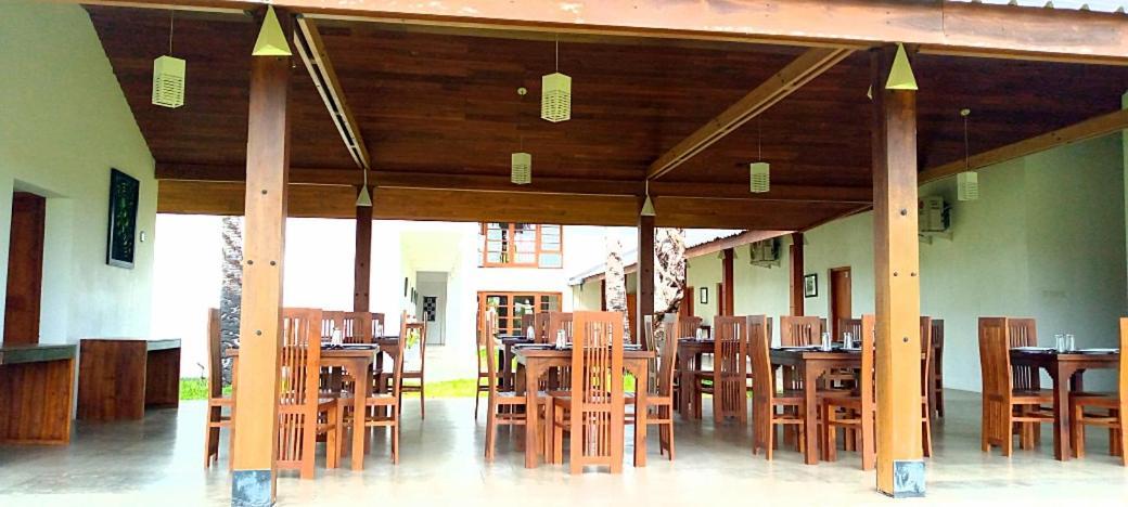 Kayjay Palms Passikudah Exterior foto